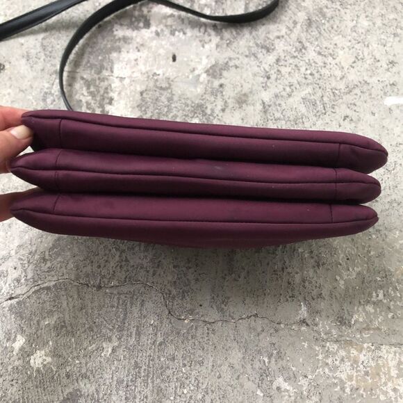 Kate Spade Trim Crossbody - Picture 4 of 8